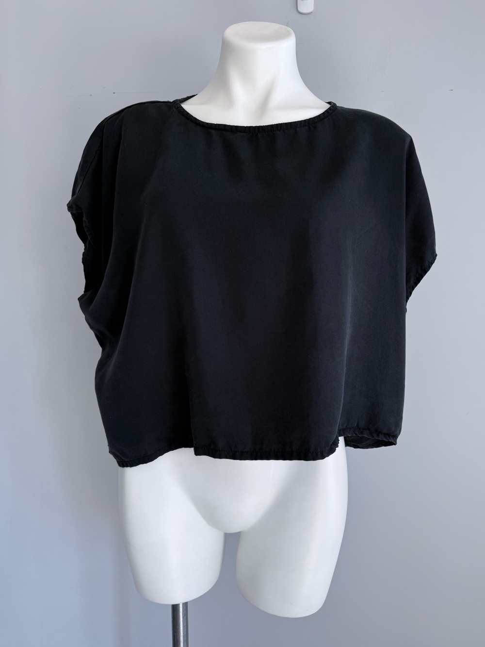 OFF ON Black Tencel Oversize Cropped Blouse Boxy Boat Neck Top XXS/XS Offon - Picture 5 of 15